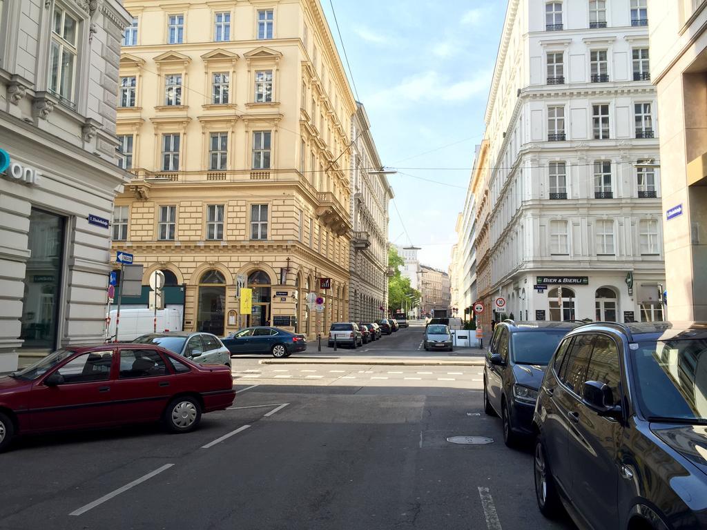 Heart Of Vienna "Opera House" Studio 외부 사진